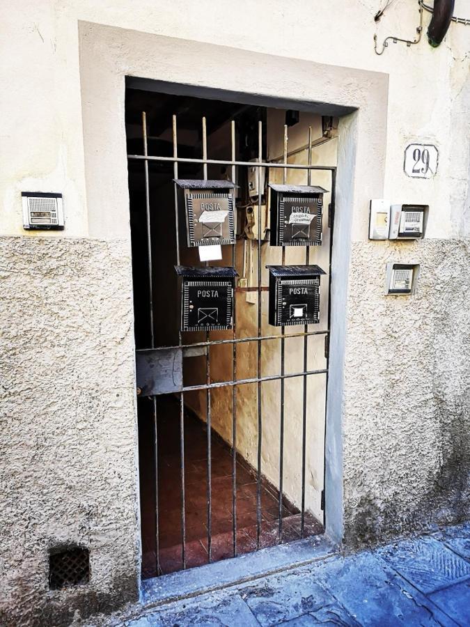 Florentine Style Apartment In San Frediano فلورنس المظهر الخارجي الصورة